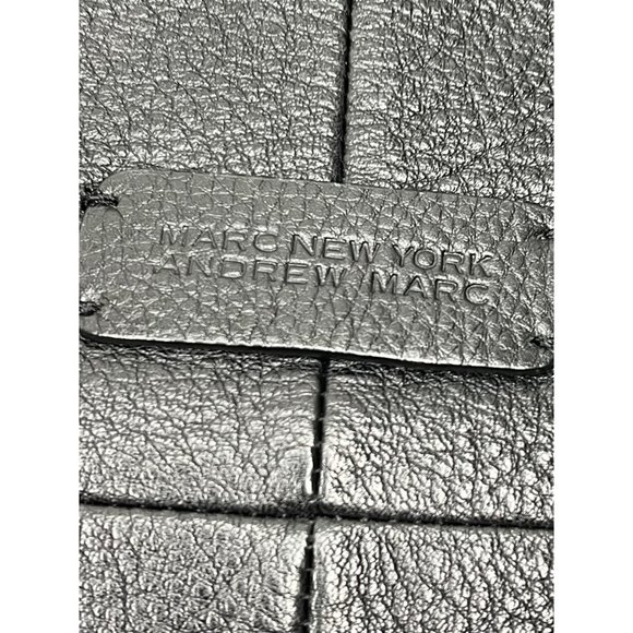 Mark New York Andrew Mark black shoulder bag adjustable strap 2 front zip pocket - Picture 2 of 9